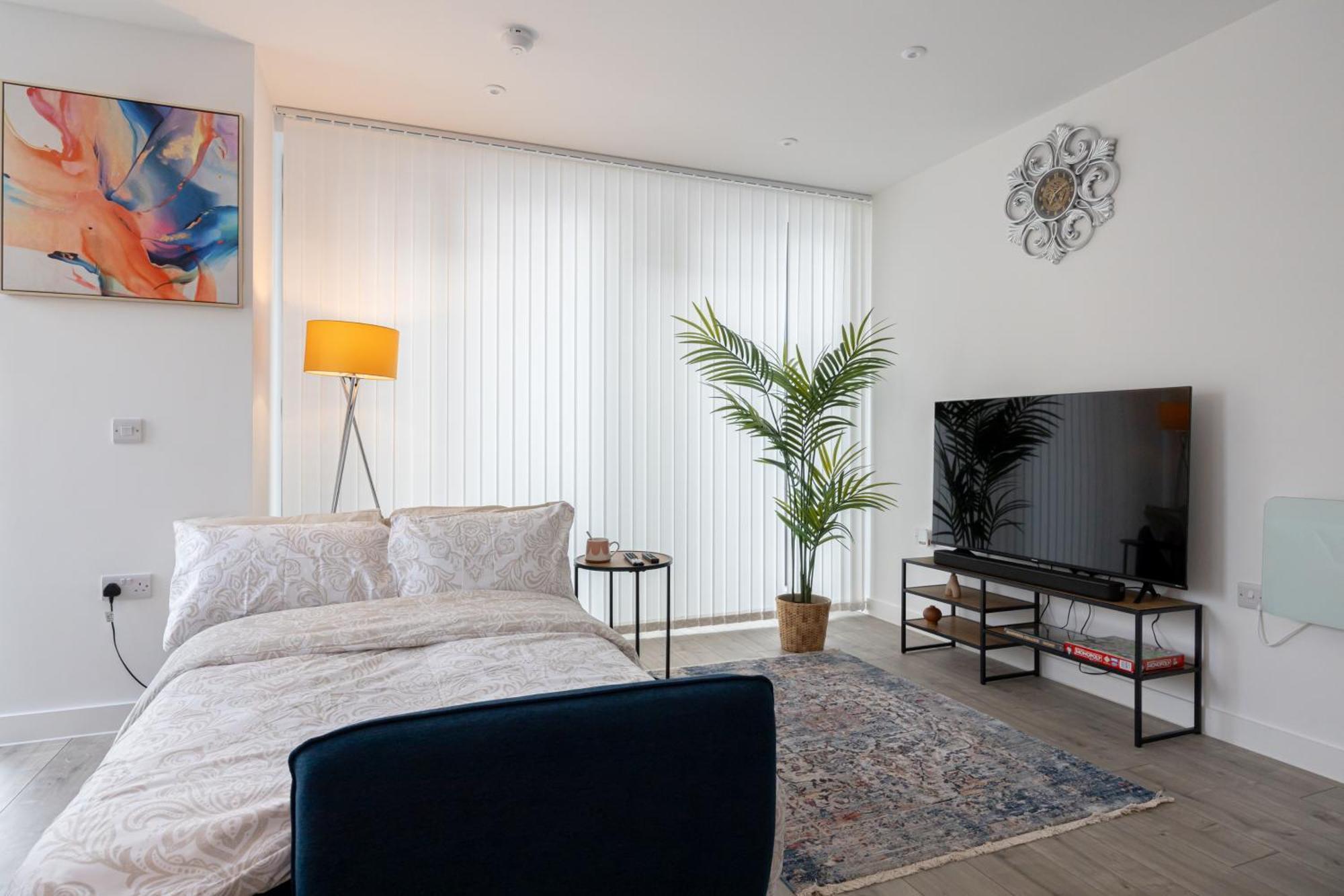 Pet Friendly 2Br Near Station By Asquare Letting Apartment Manchester Exterior photo